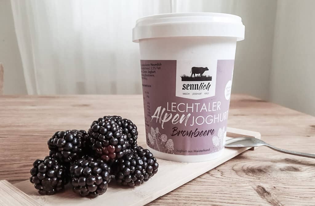 Joghurt mit Früchten